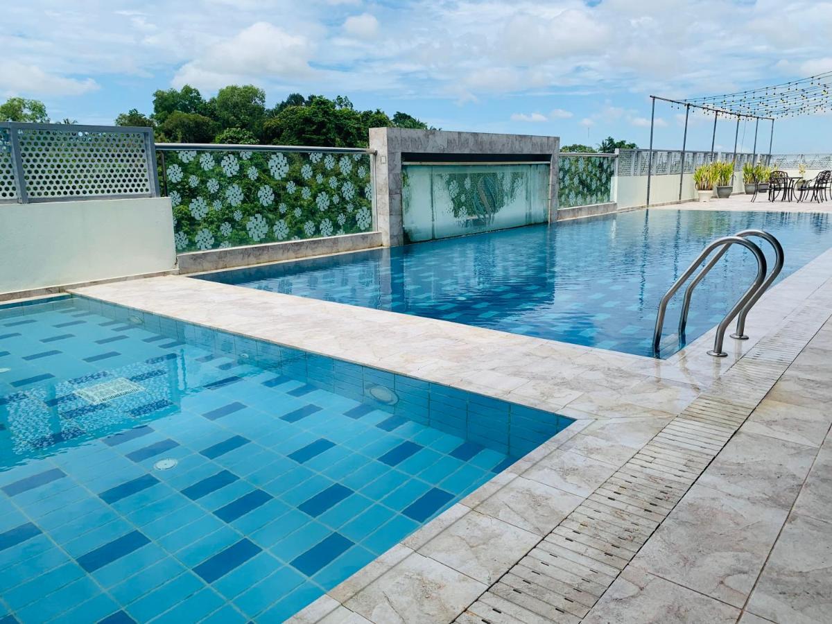 Wafa Hotel & Apartment Kampong Mata Mata Exteriör bild