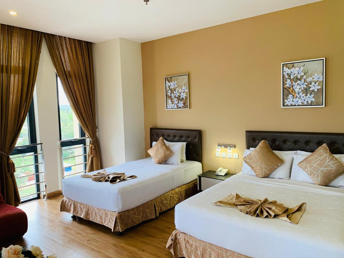 Wafa Hotel & Apartment Kampong Mata Mata Exteriör bild