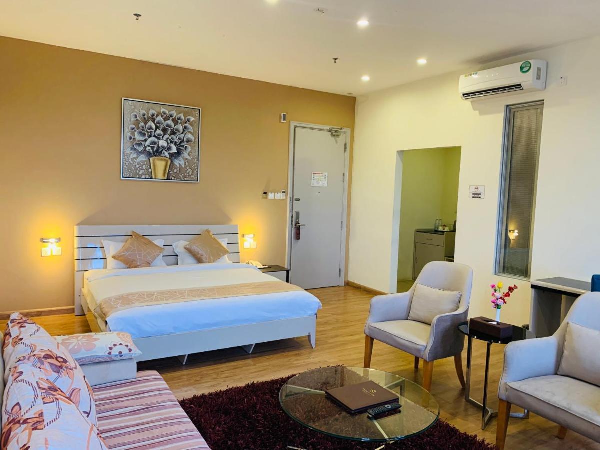 Wafa Hotel & Apartment Kampong Mata Mata Exteriör bild